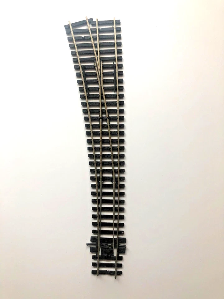 PECO SL-E187 HO/OO Curved Turnout Left Hand - Image 2 of 2