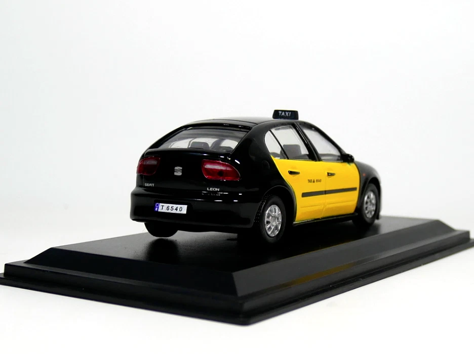 SEAT LEON - Coche Taxi Barcelona, Ciudad Condal1999 (Escala 1/43) Taxis servicio - Imagen 3 de 4