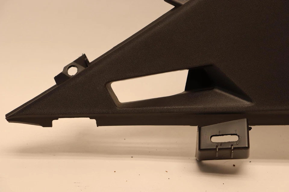 2015-2023 道奇挑战者后方左侧上盖 C PILLAR TRIM COVER 面板原始设备制造商 — 第 2/4 张图片