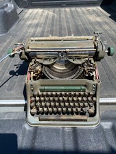 vintage olympia deluxe typewriter thumbnail