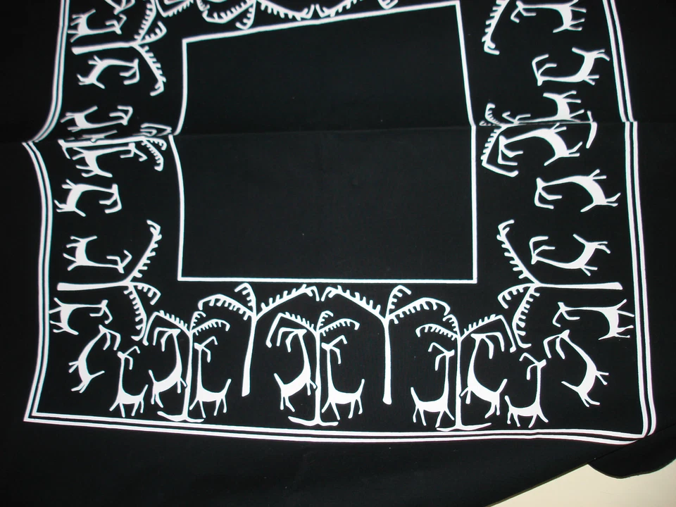 NEW rare TABLE COVER in pure thick COTTON in BLACK/WHITE trendy ABSTRACT PRINT - Image 4 of 4
