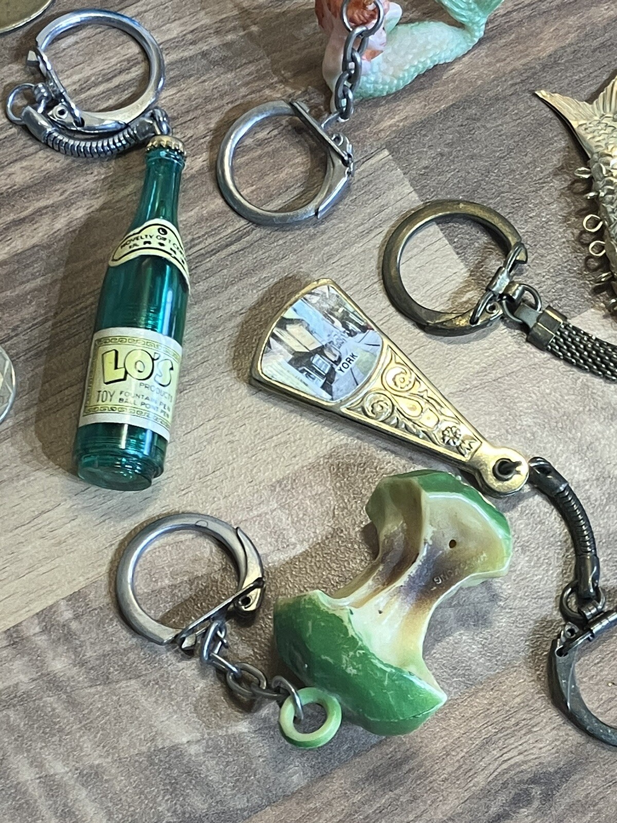 JOB LOT Keyrings Key Fobs Vintage Collectable … Key rings Bundle Old