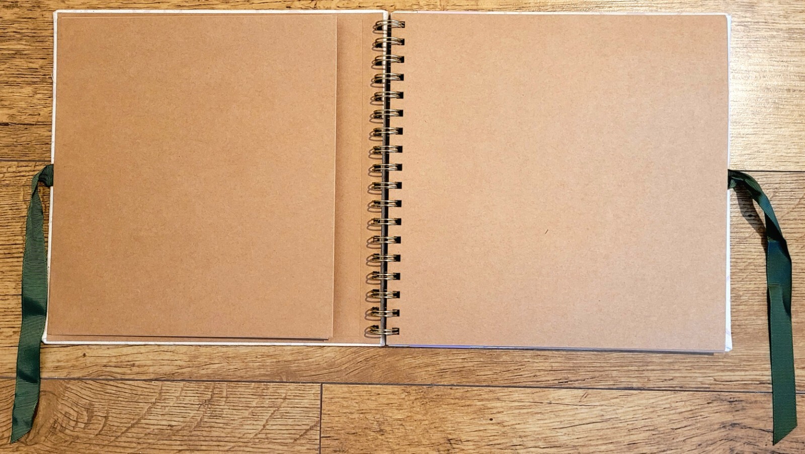 PAPERCHASE SQUARESHAPED HARDBACKED PHOTO ALBUM / SCRAPBOOK. BNWT eBay