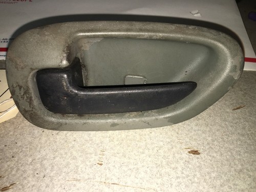 1995-1999 DODGE STRATUS LEFTfront INTERIOR DOOR HANDLE 95 96 97 98 99 OEM - Picture 2 of 9