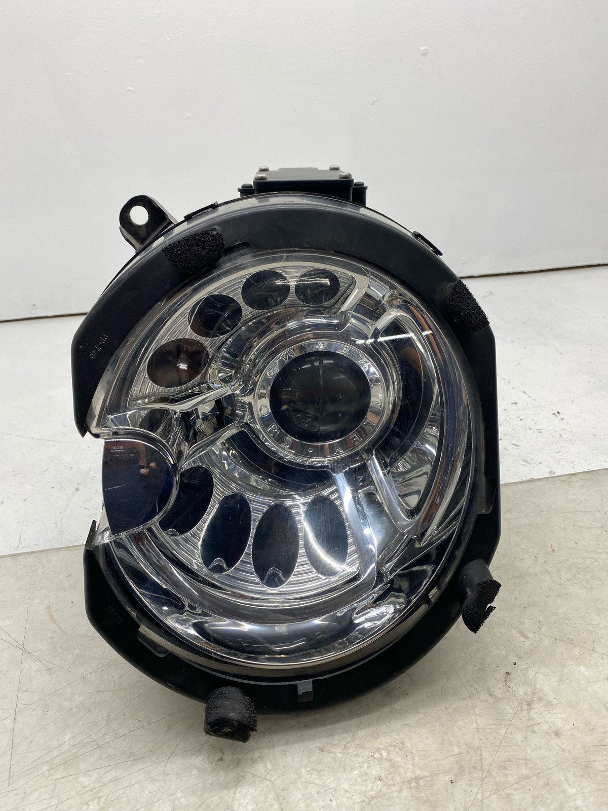 2010-2016 BENTLEY MULSANNE FRONT RIGHT ADAPTIVE XENON PROJECTOR HEADLIGHT LAMP