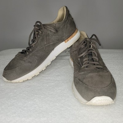 Reebok  Classics Men's 10 Brown Suede Lace Up Cork Keeled Sneakers