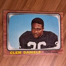 Clem Daniels 1966 Topps - Oakland Raiders EX #109