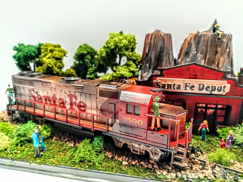 Trem modelo locomotiva escala HO exibição diorama personalizada SANTA FE RAILROAD - Imagem 2 de 4