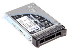 LENOVO 00YA822 800GB 2.5in SSD PCIe High-Speed Drive