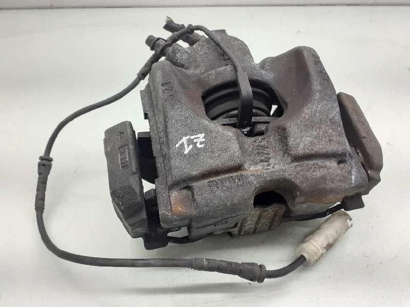 34116786741 FRONT LEFT BRAKE CALIPER / 2669321 FOR BMW SERIE 1 