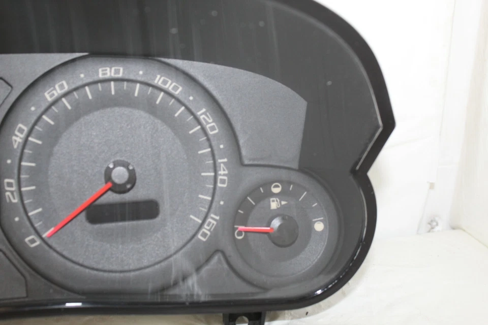 Cuadro de instrumentos velocímetro medidores 04 Cadillac CTS SRX 92.761 millas Foto 3 de 4