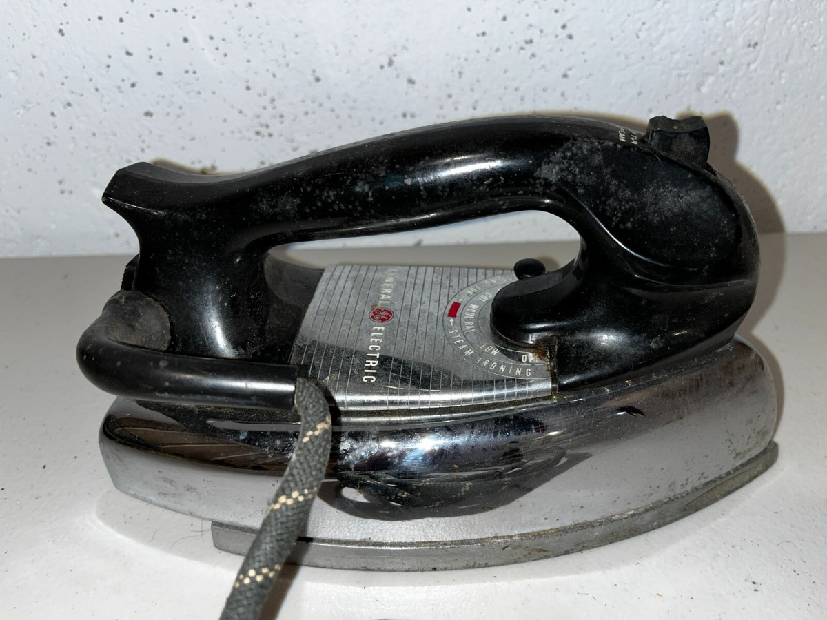 VINTAGE GENERAL ELECTRIC GE STEAM & DRY IRON No. F40 shows well | eBay