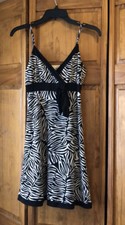 Forever 21 Black Zebra Print Dress Medium
