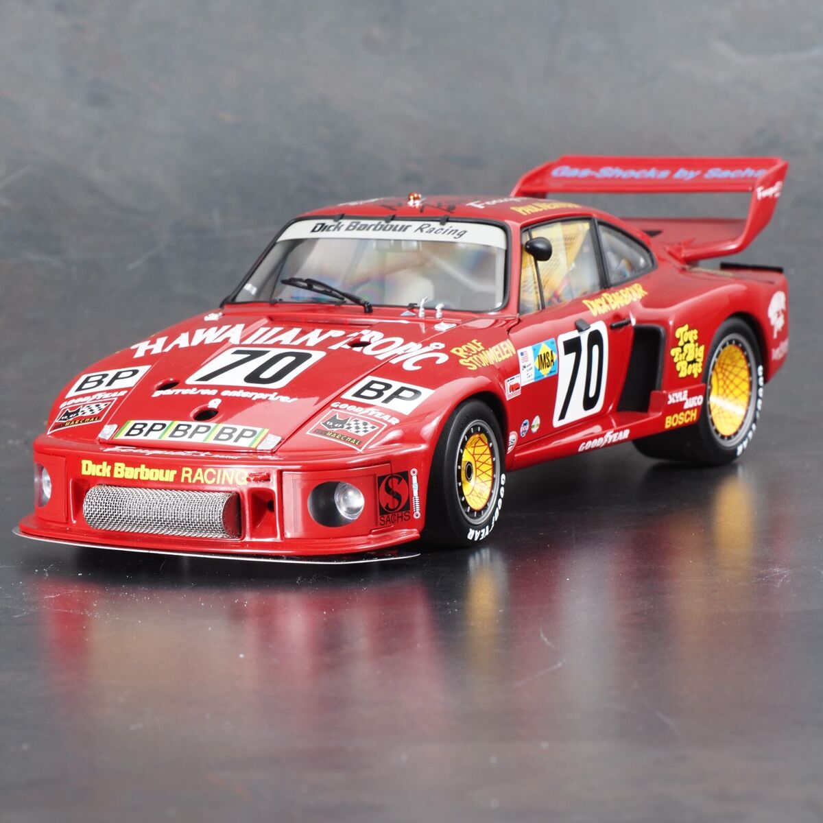 Exoto 1:18 Porsche 935 Twin-Turbo 1979 Dick Barbour 70 Model Exoto 1:18 Porsche 935 Twin-Turbo 1979 Dick Barbour 70 Model
