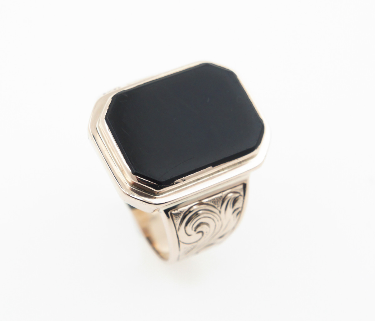 ★MUCENT★ Signature big logo Nagrang color blocking man-to- Signet Ring Men Ring 333 Yellow Gold 8 Carat with ONYX Size