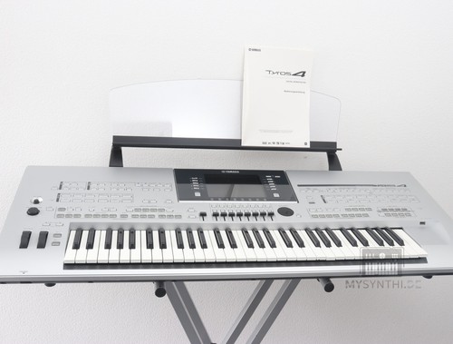 Yamaha Tyros 4 - 61 Tasten Workstation Keyboard + 1 Jahr Gewährleistung