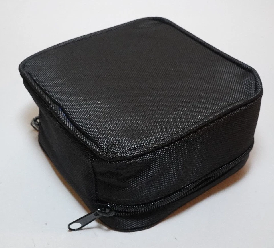 New Old Stock Hasselblad CFV 39 50 50C Digital Back Nylon Carrying Case - Image 2 of 4