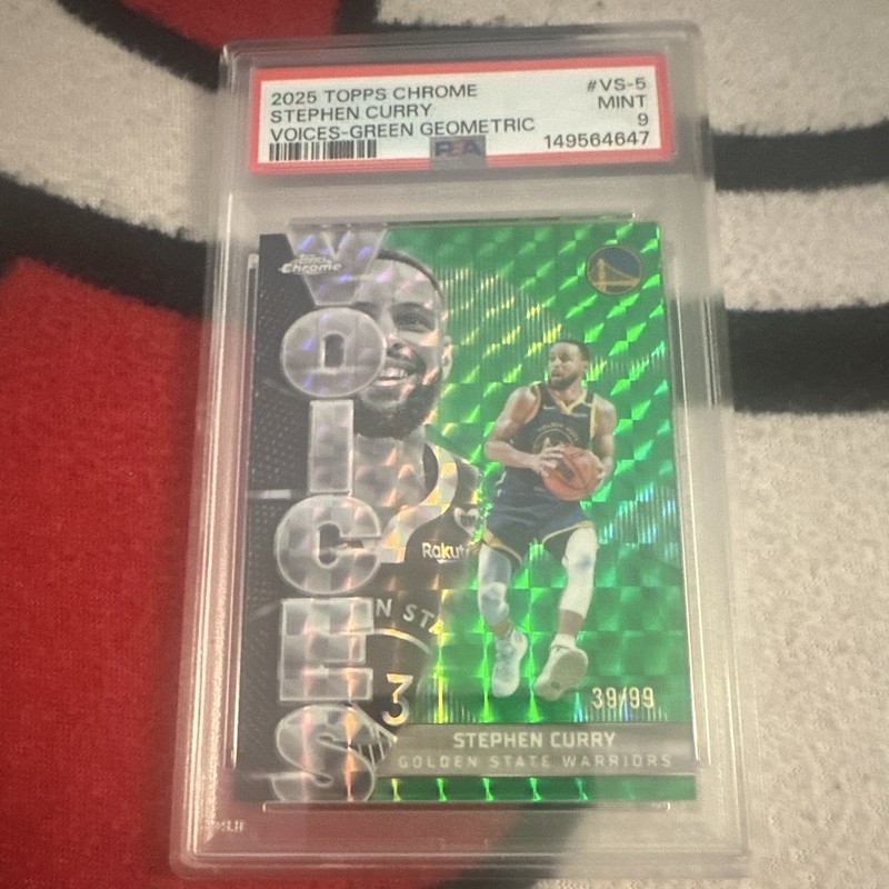 Topps 2025 Topps Chrome Stephen Curry Voices #VS-5 Green Geometric PSA 9 39/99
