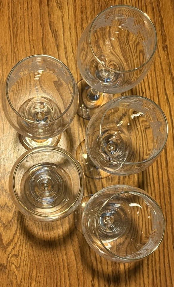 Set 5 Hand-Blown Crystal Wine Glasses Etched Winter Scene Trees Gold Rim 7.75” - Image 2 of 4