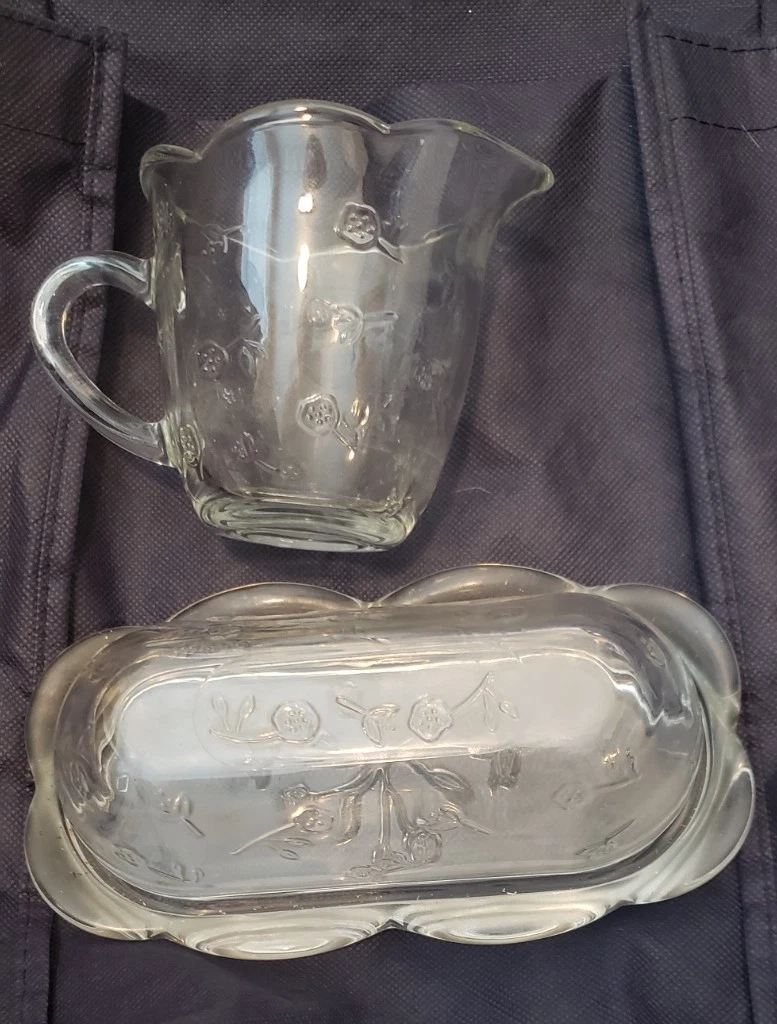 VINTAGE ANCHOR HOCKING SAVANNAH SCALLOPED BUTTER DISH & CREAMER FLORAL SET MCM