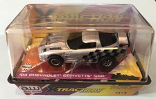 Auto World XTraction Slot Car '04 2004 Chevrolet Corvette C5R Silver  Black
