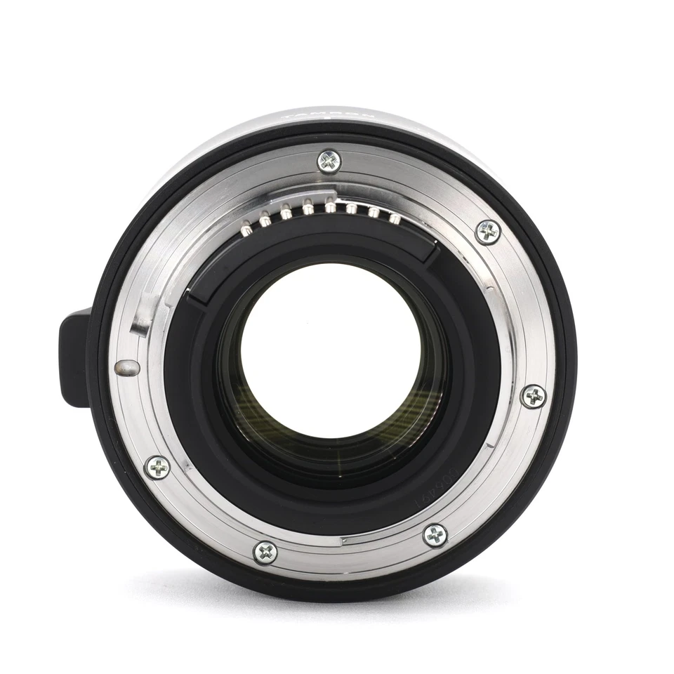 Lente teleconversor Tamron TC-X14 1.4X para montagem Nikon - Preta - Imagem 4 de 4