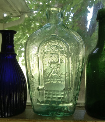 1820s RARE AQUA MASONIC EAGLE GIV-21 PINT HISTORICAL FLASK KEENE UNLISTED COLOR!