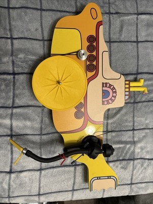 THE BEATLES YELLOW SUBMARINE RECORD PLAYER - TURNTABLE  Pro-Ject  UNUSED No Box