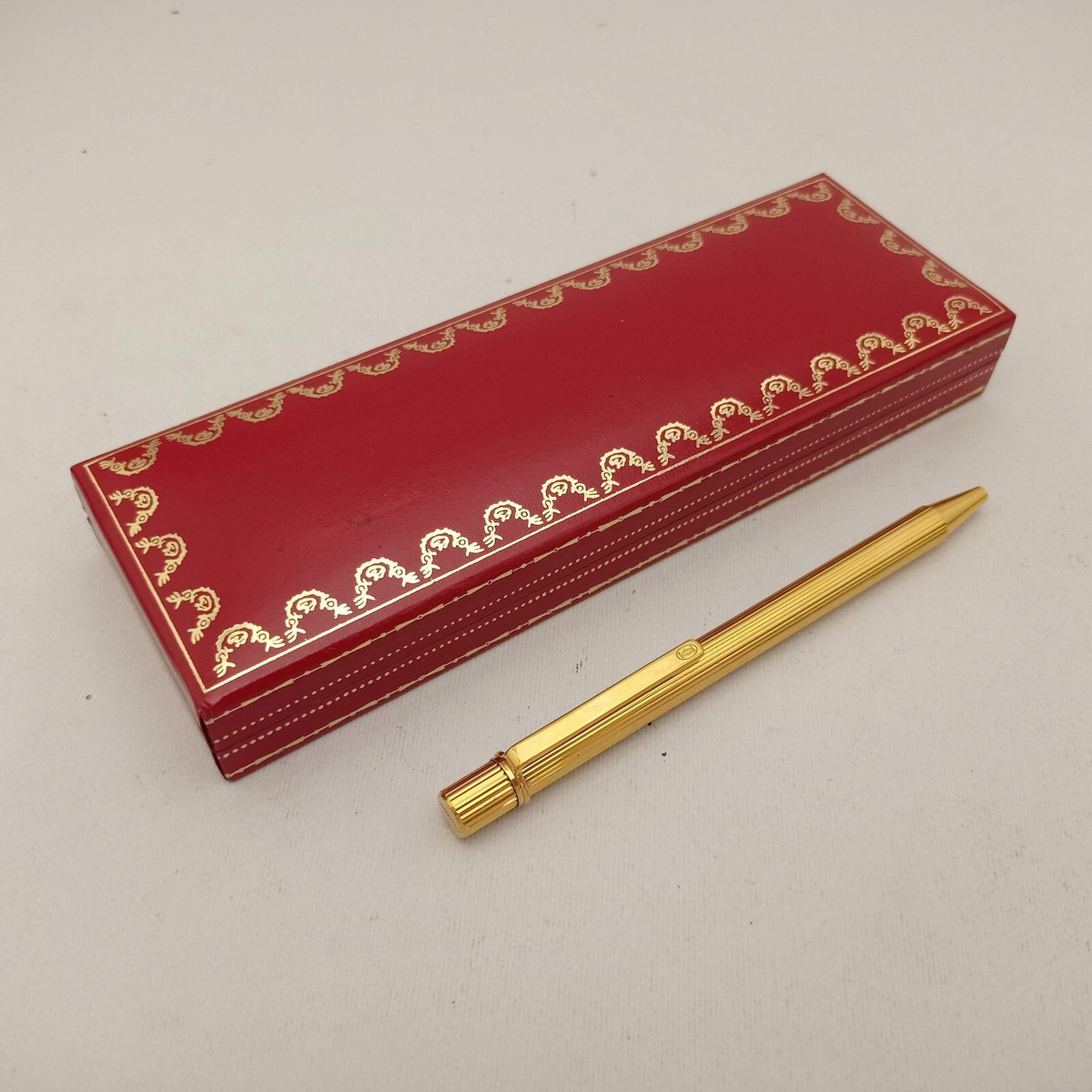 CARTIER MUST DE CARTIER GOLD PLATED GODRON BALLPOINT PEN