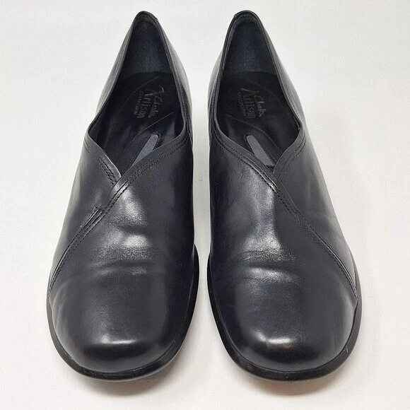 Mocassino Clarks Artisan nero in pelle con tacco a blocco comodo donna 9