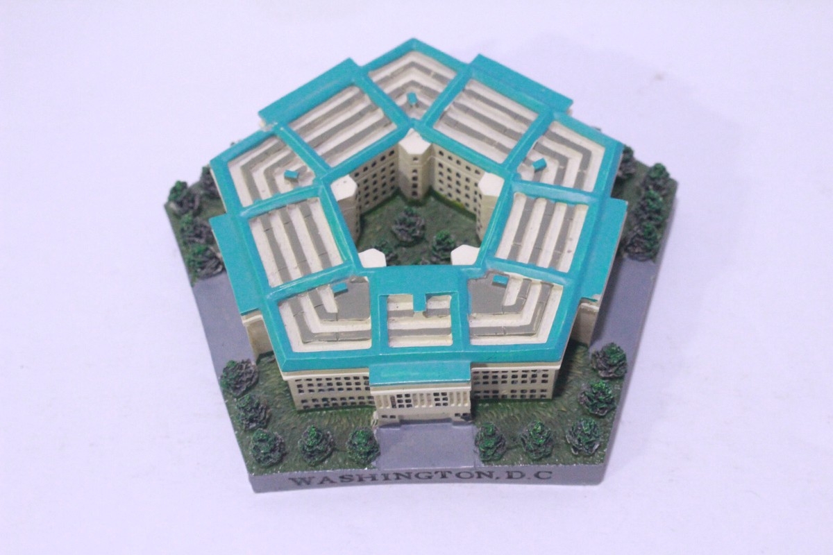 Washington D.C Pentagon Miniature Replica Building 2.5