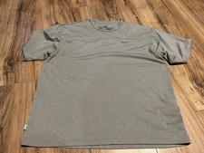 Nike Mens Dri-Fit Crew Neck T-Shirt Short Sleeve Lightweight Size Large Gray