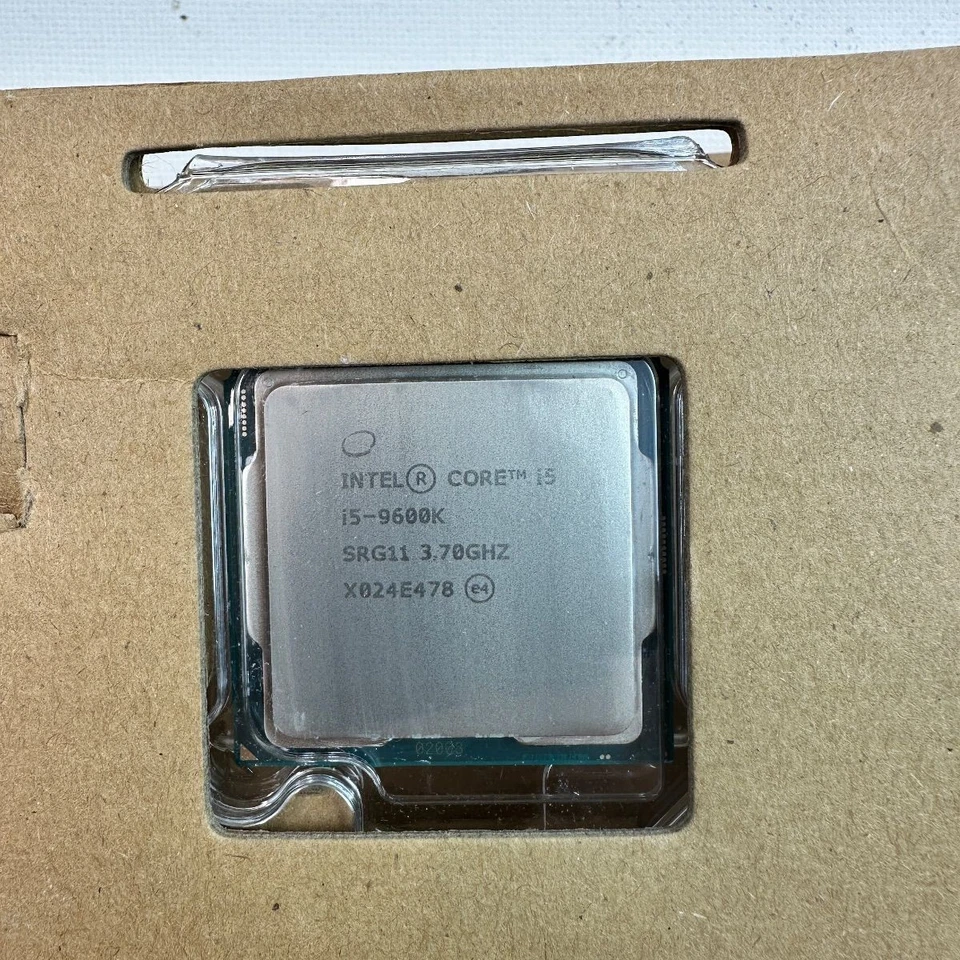 Intel Core i5-9600K 3.7GHz 6-Core 9MB Cache LGA1151 Unlocked Processor - Image 3 of 4
