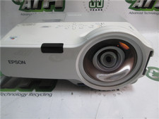 Epson H330A Projector 1080p HDMI Media Streaming 3041 Lamp Hours