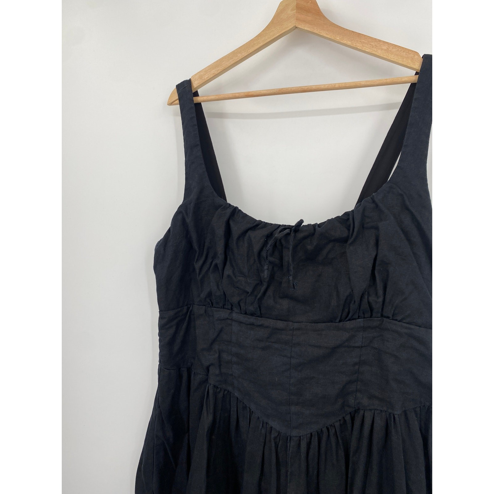 Reformation balia black linen tie midi dress image 5