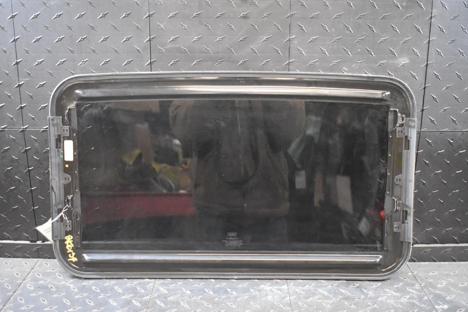 2013 - 2020 Ford Fusion Sunroof Moonroof Glass (Glass Only) - Image 2 of 2