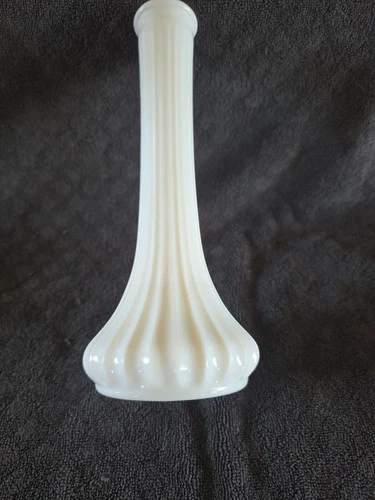 Vintage Hoosier Glass 9" Tall White Milk Glass Vase