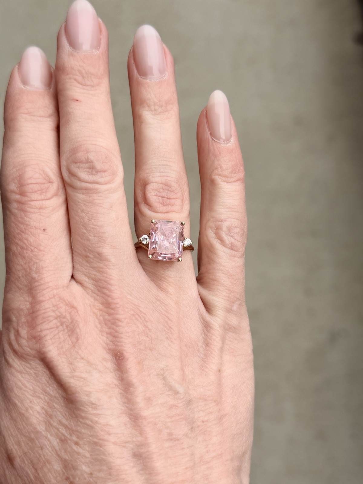 Stunning 10k Solid Gold With Large Sparkling Pink… - image 6