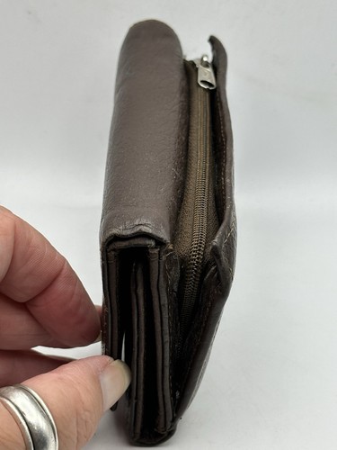 Belini Damen-Geldbörse aus Leder mit Dreifachfaltung und Reißverschlussfach Braun Kredit Bargeld Kleingeld - Bild 3 von 15