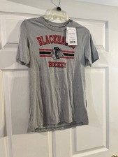 Youth NHL Chicago Blackhawks Tee Shirt Size Large 14-16 Short Sleeve Gray