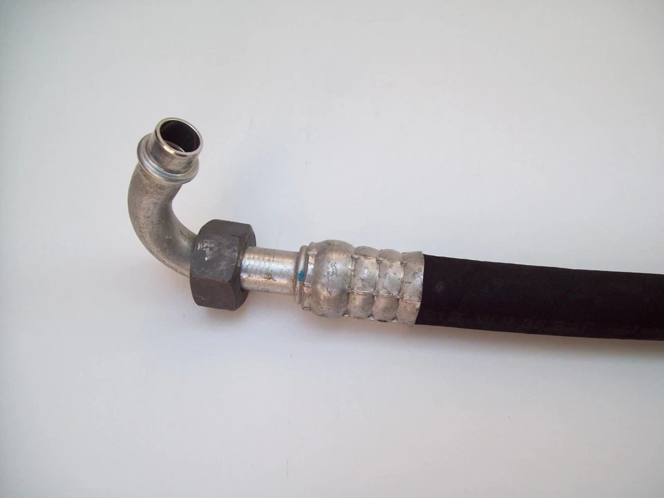 Manguera compresor original Audi A4 Avant 8D0260707B 1995-1997 Foto 2 de 3