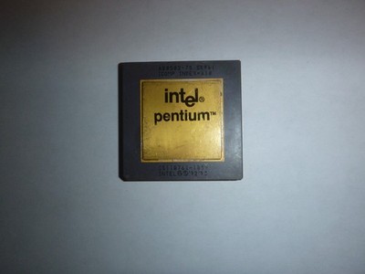 Intel Pentium CPU Processor 75MHz  - Ceramic Gold Cap Vintage used good
