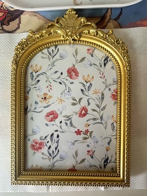  Gold Picture Frame Decor 