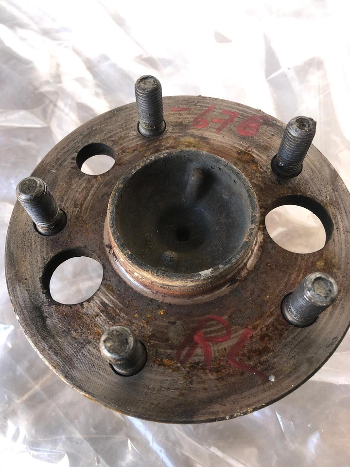 Ступица заднего колеса и подшипник для левой руки со стороны водителя 1997 TOYOTA AVALON XL LH - Изображение 2 из 4