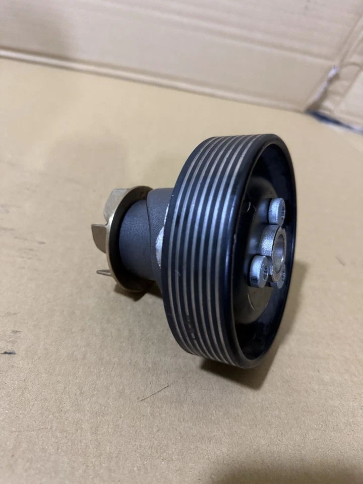 AUDI Q7 2007-2010 3,6 L - refrigerante/bomba de agua 022121019A OEM Foto 2 de 3