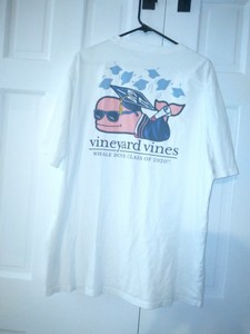 vineyard vines class of 2020 shirt