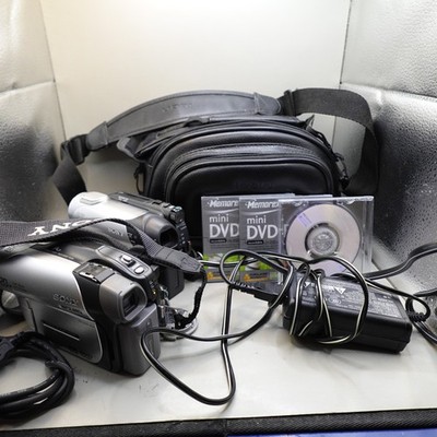 Lot of (2) Sony Handycam DCR-DVD92 & DCR-DVD108 Camcorders Working READ!