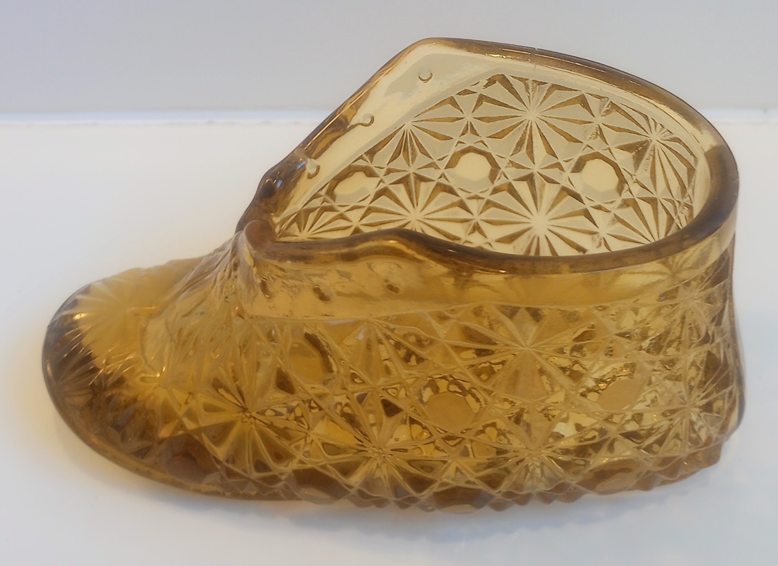 Fenton Gold Daisy and Button Glass Baby Shoe 4.25&rdquo; L 2&ldquo; Ht.  2&rdquo; W