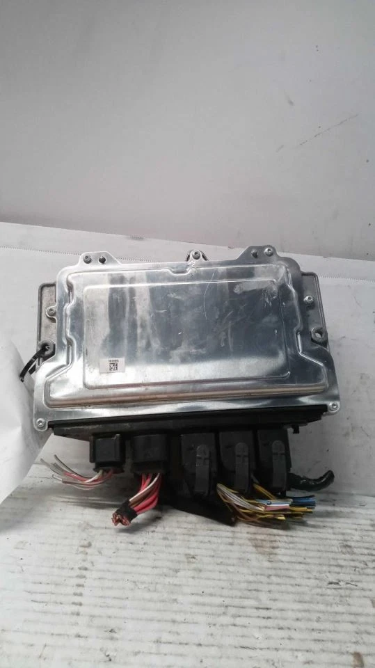 Módulo de control electrónico ECM del motor gasolina compatible con 19-20 MINI COOPER 543748 Foto 2 de 4