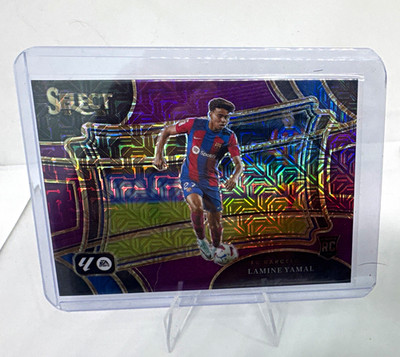 2023-24 Panini Select La Liga Lamine Yamal Field Level Prizm RC #229